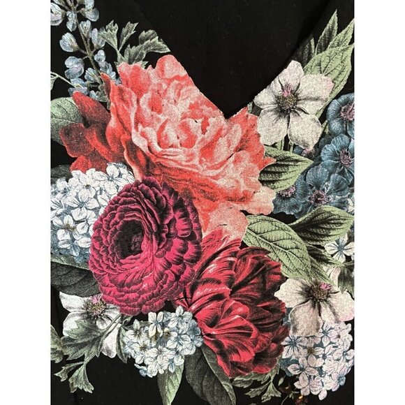 Torrid Top Women 1X Black Choker Neck Keyhole Red Floral Short Sleeve Distressed - Picture 6 of 11